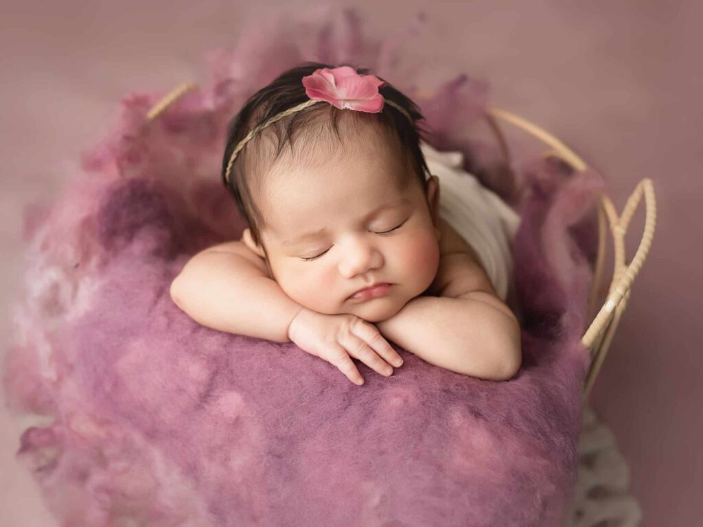 newborn-photo-in-pink-fluff